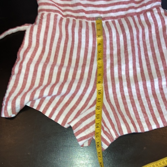 C&C California red and white 100% linen romper sz 8 EUC costal grandma - Picture 13 of 13